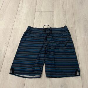 lululemon athletica Blue Striped Men Shorts
